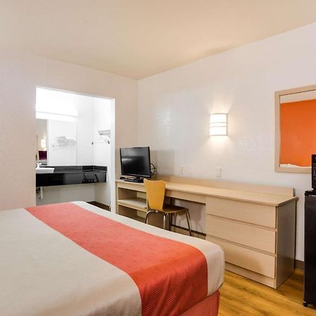 Motel 6-Fayetteville, AR Kültér fotó