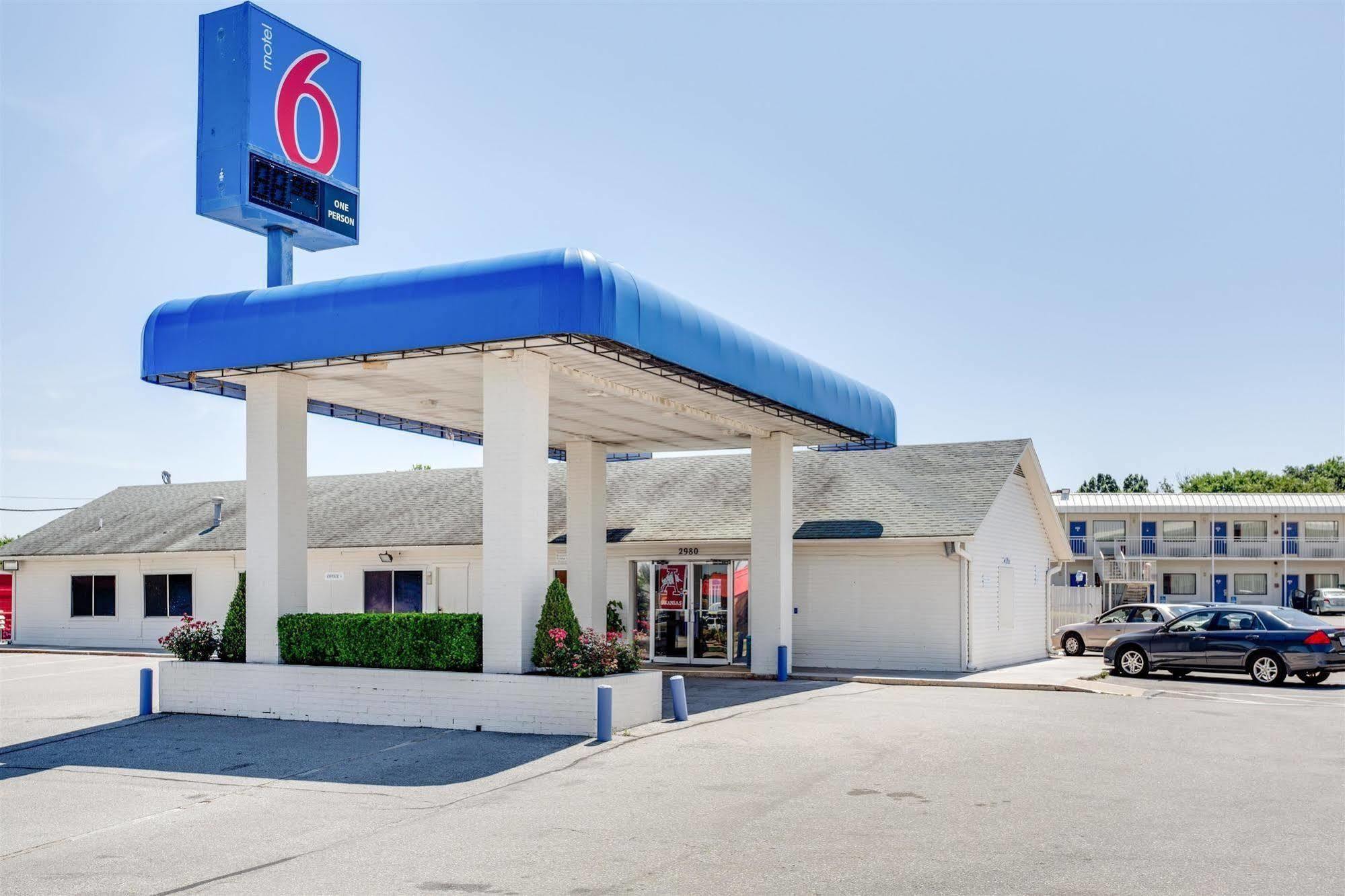 Motel 6-Fayetteville, AR Kültér fotó